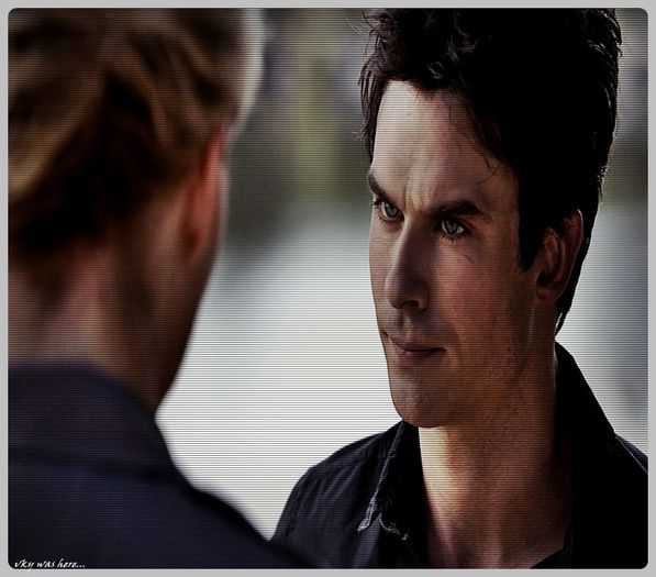 ▬ ❝[deschide portiera la taxi`u sa intre blonda si apoi ii inchide usa]=)))