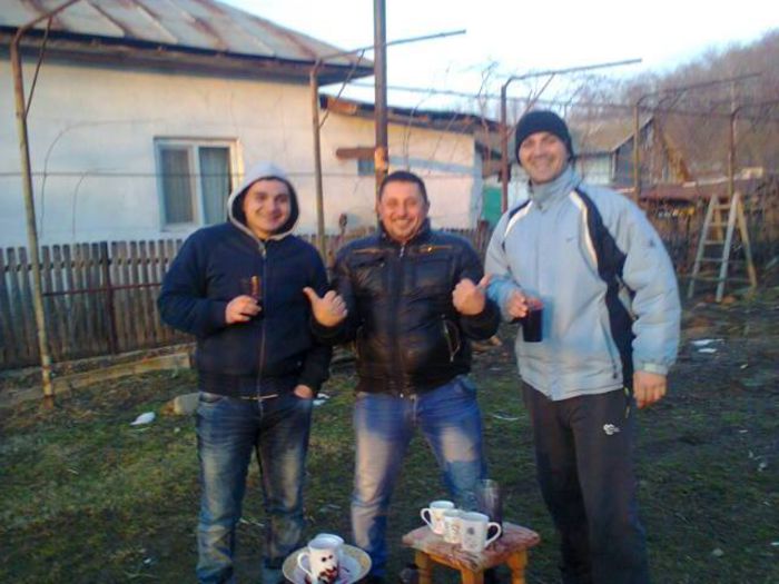 GROSSY,NANDO SI EU; LA UNA MICA
