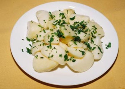 Cartofi Natur - 3 poze rare cu cariba heine si 2 poze rare cu claire holt - restaurant Aqua - meniu mancaruri