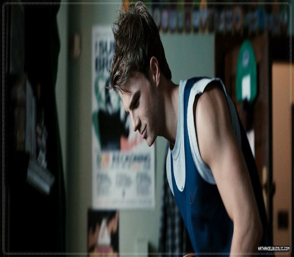 Only one? Sort of... But hot A.F. :> *da din sprancene *=))))))