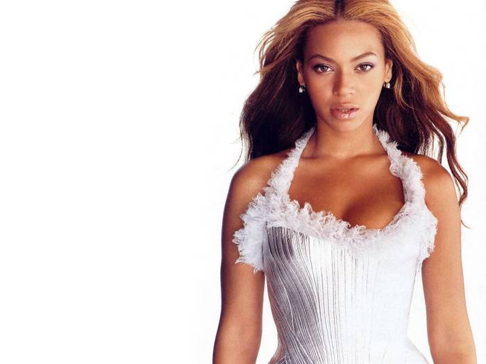 beyonce-white-dress-wallpapers_10791_1024x768 - Beyonce