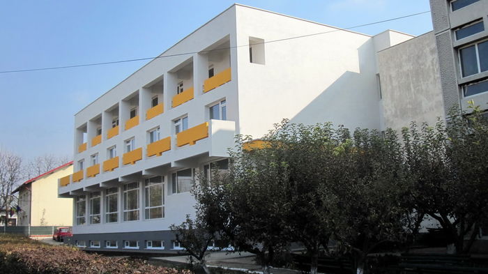 CAMINUL, LOCALUL NOU