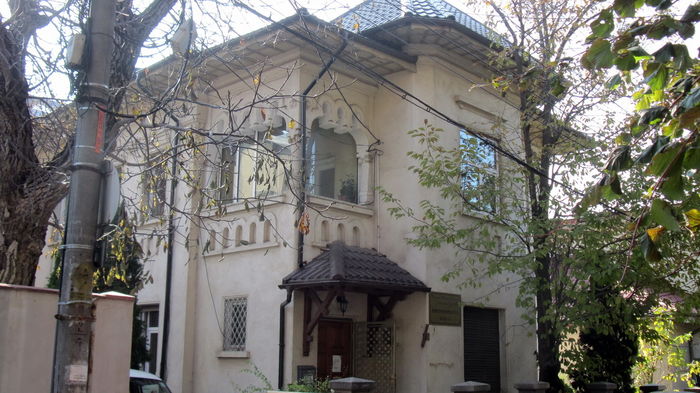 VILA FOSTILOR PRIM-SECRETARI COMUNISTI, AZI PROTOPOPIATUL - 2014 A