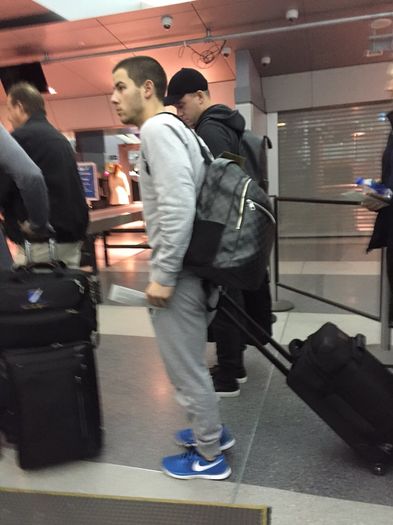 tumblr_nxn912vbyy1tuygfco1_1280 - nick jonas