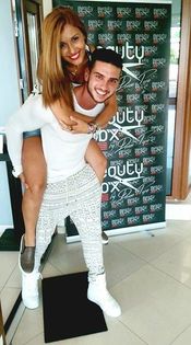 10534196_530893463678104_8845175315676999071_n