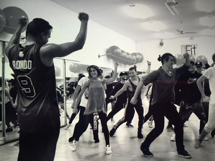 C__Data_Users_DefApps_AppData_INTERNETEXPLORER_Temp_Saved Images_12238105_785602671546339_1297980659 - Poze cu Violetta