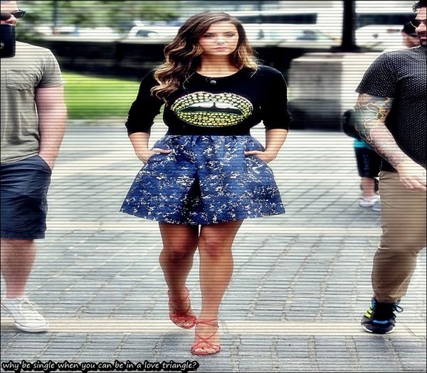 ➪ ᶳᵒᵐᵉ ʷᵒᵘˡᵈ ᶳᵃʸ ᶤ ᵃᵐ ᵗʰᵉ ʳᵉᵛᵉʳᶳᵉ ✞┋de ce nu?:(=))))))