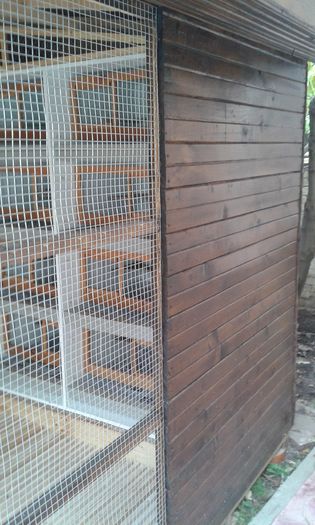 20151110_094529; voliera
