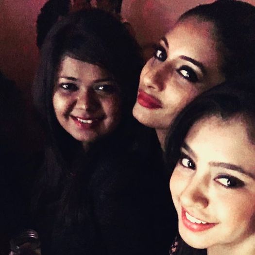 12301182_1527926767529331_239617648_n - Niti Taylor