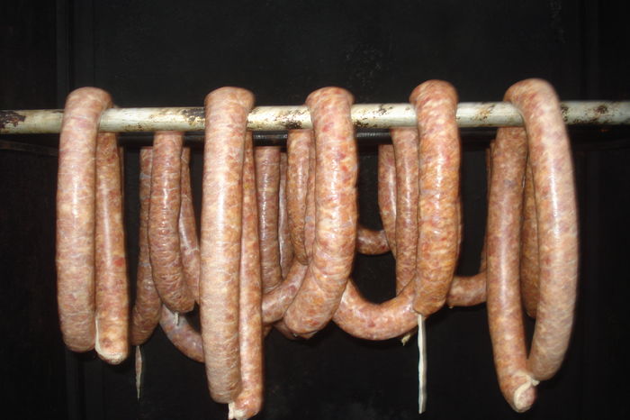 CARNATI  KABIR; CARNATI PREPARATI DIN CARNE DE KABIR, VITA SI PORC
