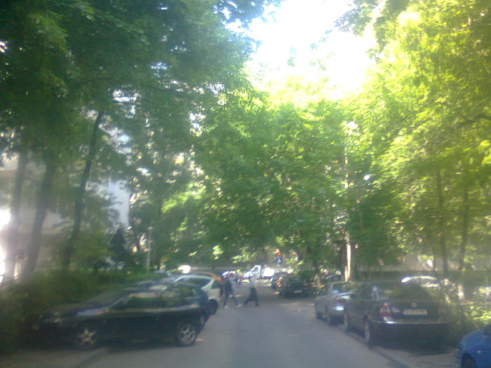 PRINTRE BLOCURI LA 123