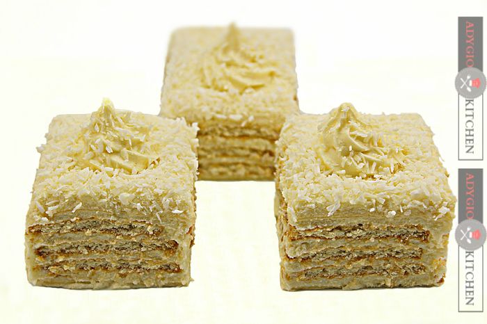 Alba ca zapada fara coacere - Platouri cu dulciuri