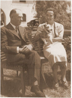 Maresalul Ion Antonescu si Maria Antonescu la Predeal vara lui1941 - MARESALUL EROU ION VICTOR ANTONESCU