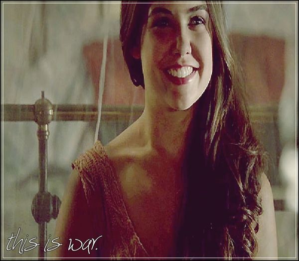 ×əʎəsʍoɹɔ ☠ ¦  sufletu meu, ce dor îmi era de tine. ¤îl strânge în braţe¤