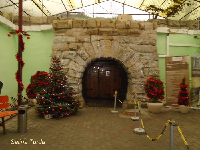 43_salina_turda_13dec2015 - 2015_Salina_Turda_manastiri