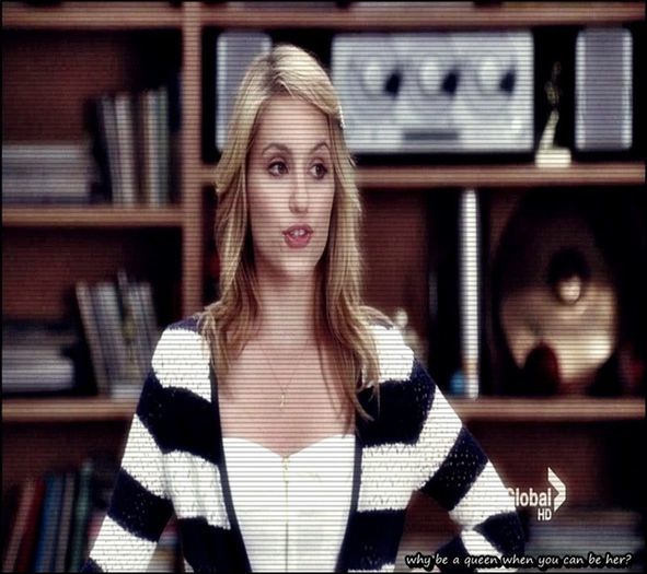 Nu m-am suparat dar pana ma intorc de la manichiura vreau sa fie luna toata casa.. :)) Asta in caz; ca vrei sa mai primesti p;zd de la mine vreodata =))))
