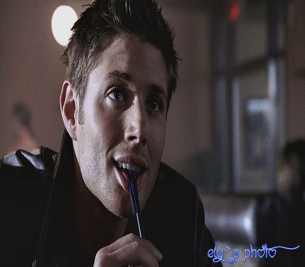 *ii raspunde la sarut si o trage la el in poala* =))