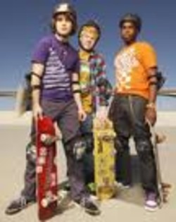 images[4] - Zeke si Luther