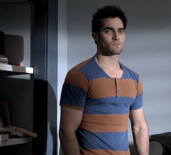 Tata, sa nu incepem o drama aici . Daca ai chef de scandaluri te invit eu sa pleci