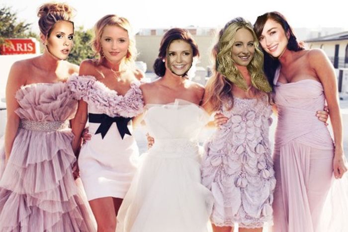 *face poza cu domnisoarele de onoare* =))