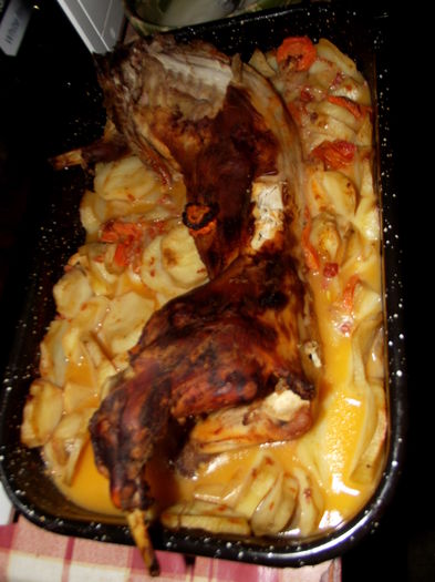 friptura de iepure in cuptor cu, cartofi  (1)