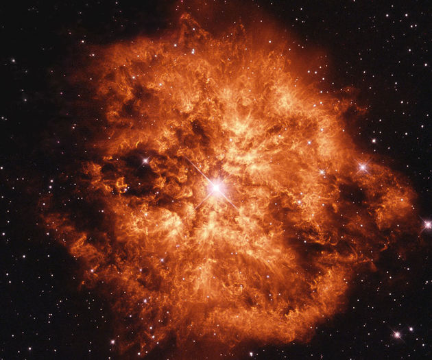 wr124_hubbleschmidt_960 - Colindand prin univers IV