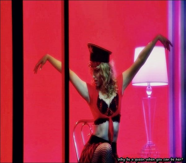 Heeeyaaa *intra cu Adam*