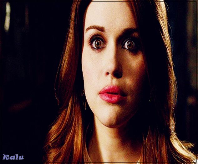 *se uita idem poza apoi isi pune mainile la ochi si se tranteste pe canapea cu fata la perete*clk - here - episode 50 - done