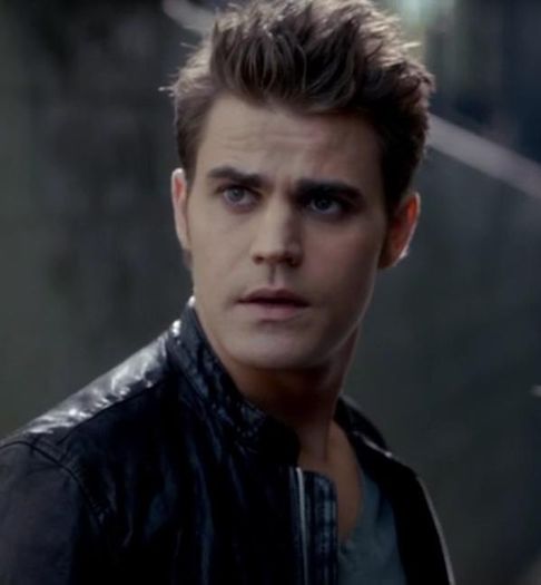 *o dezb;raca asea senzual =)), se urca peste ea*