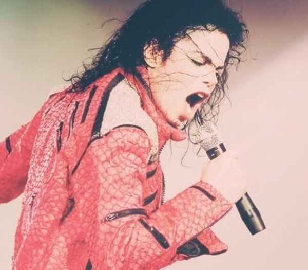 496 DAY - #MichaelJackson - @19.O9