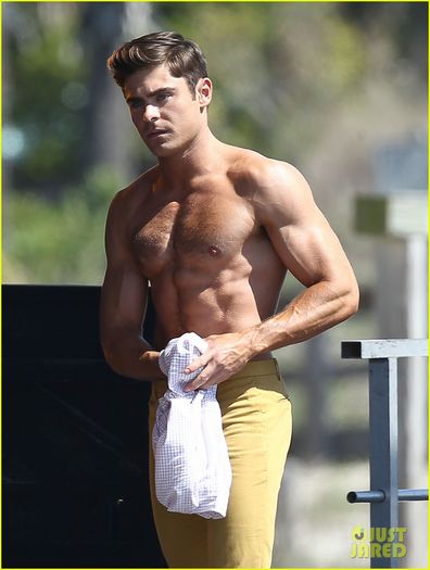 1,73 m: Zac Efron