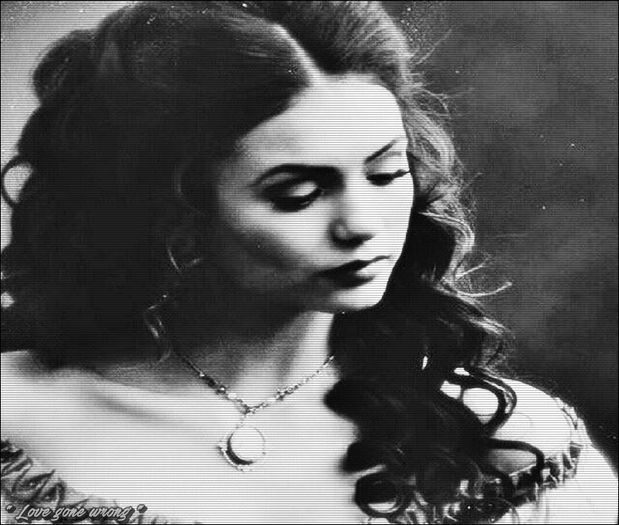 ╳ ợยєєภ ๏Ŧ ☮ ĤƐĿĿ ϟ ☔. văd :))[#îl tine de mână și merge cu el spre canapea .