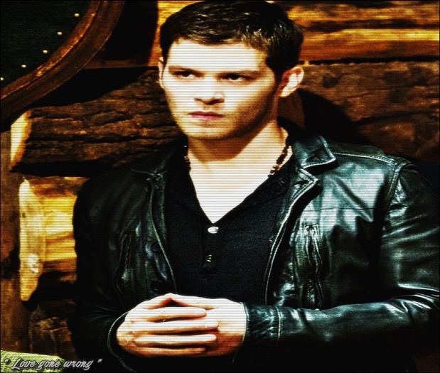 ✄ . ҠĪИƓ ☼F ĤYßŔĪDS ♛ ☂ . [cl] atât aveam de zis că n-ar fi din motivele; pe care le crezi tu .. #elijah heii din nou .. #elena heii [tyt] #damon
