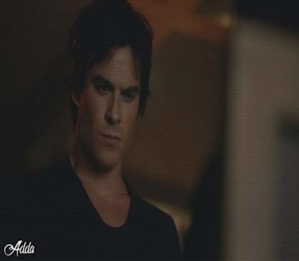 - Bună seara *se pune pe fotoliu*(brb puțin);<