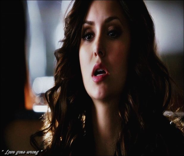 ✄ Sυяνινσя ♡ ҨƱƐƐИ ☠ ☔. și ce-ai mai făcut tu ? #elijah [#se încruntă . s-a întors ?