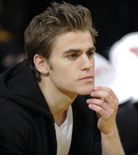 *danseaza putin apoi se opreste brusc ip*Manele boss nu populara..