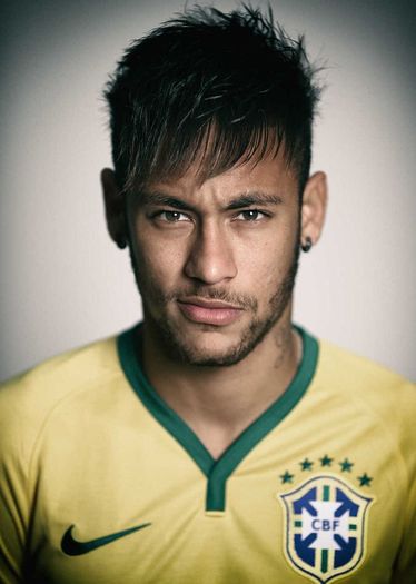 1,74 m: Neymar