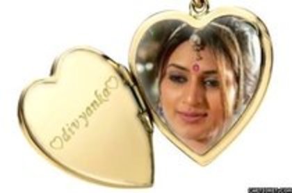 YSKHJMXKLFZCFLPOJBX - 00 Medalioana cu divyanka 00