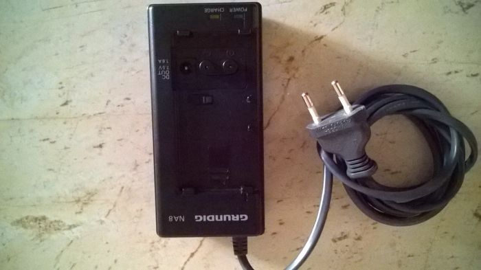 Incarcator acumulatori grundig (21)