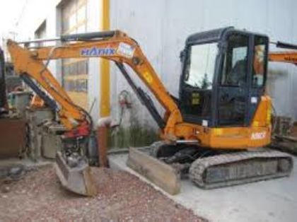 images (9) - INCHIRIERI EXCAVATOARE SI BASCULE SIBIU TEL 0725102050