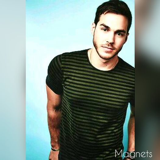 #. Chris Wood is played by Marie ;; christophrwood.sunphoto.ro
