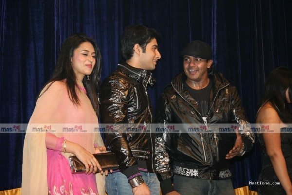anjana-sukhani-and-tv-stars-at-rahul-saxena-21-mastione - Banoo Main Teri Dulhann sedinta foto 3