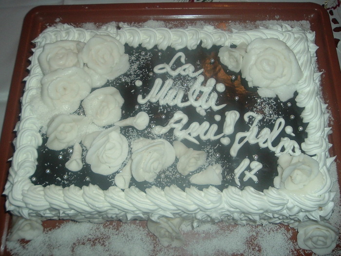 DSCF1793; tort (de ziua fiicei mele)
