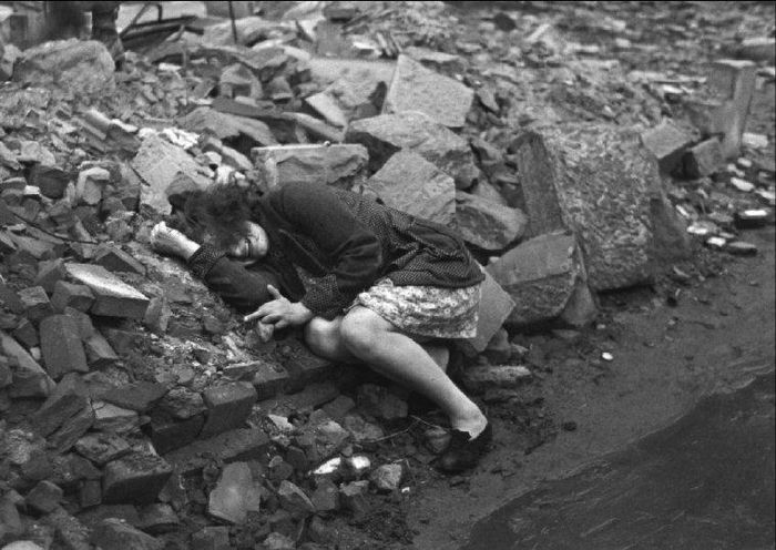 Henri Cartier Bresson 1945 - fotografi faimosi