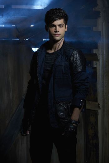 Shadowhunters (36) - Shadowhunters