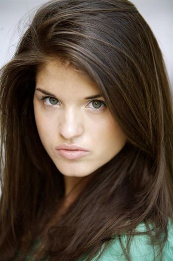 Marie Avgeropoulos 6 - Marie Avgeropoulos