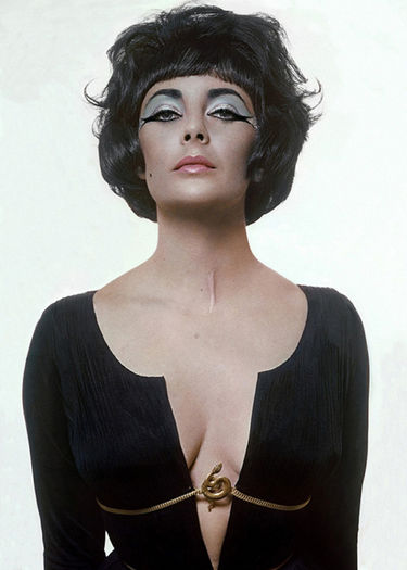 Bert Stern 1962; Elizabeth Taylor-in promotigul filmului "Kleopatra" 1962
