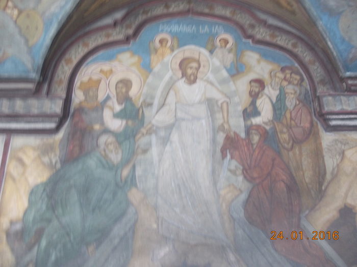 Înălțarea pictură murală; Se află la intrarea în biserică
