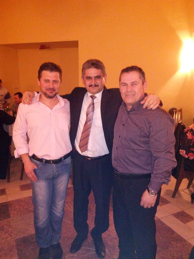 Impreuna cu dl Liviu Vasile si prietenul meu Ciucas Octavian; Impreuna cu dl Liviu Vasile si prietenul meu Ciucas Octavian
