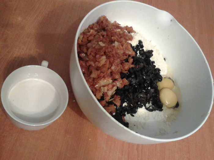 Aperitiv Inimioare cu măsline negre si ceapa prăjită cu boia - 1 - Culinar 3